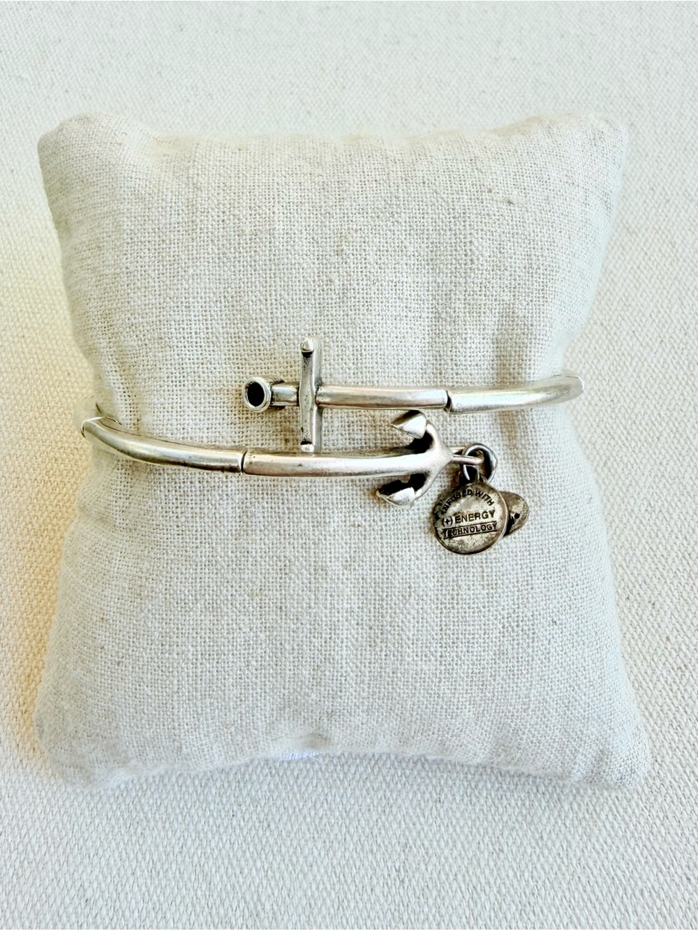 *Vintage Sixty Six Bracelet* ALEX & ANI Retired~Used Good Condition